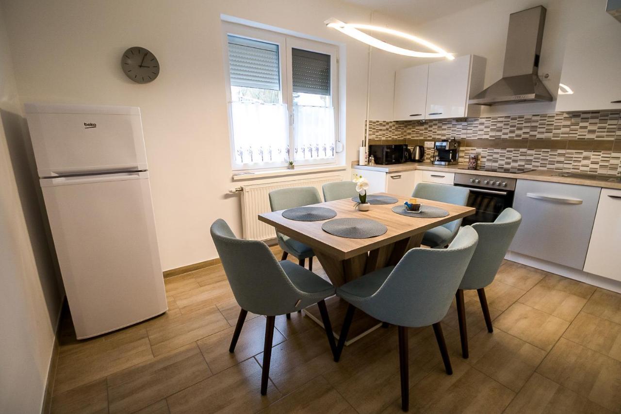 Thermal Next I Weninger Apartman Kiskunhalas Exteriér fotografie