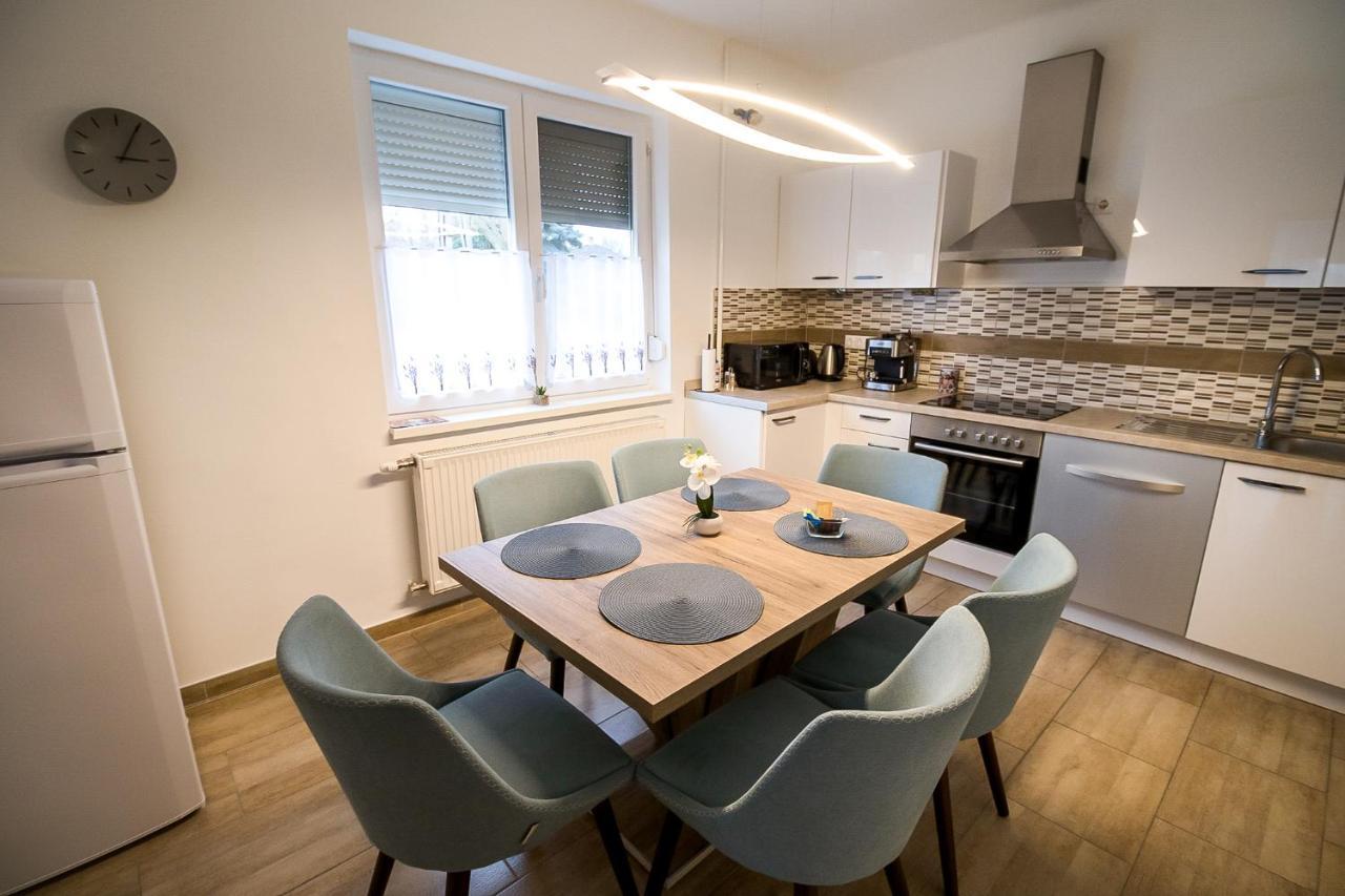 Thermal Next I Weninger Apartman Kiskunhalas Exteriér fotografie