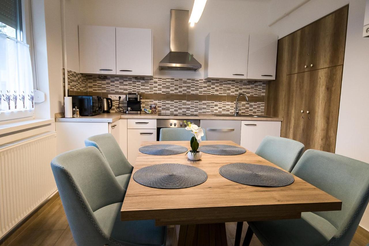 Thermal Next I Weninger Apartman Kiskunhalas Exteriér fotografie
